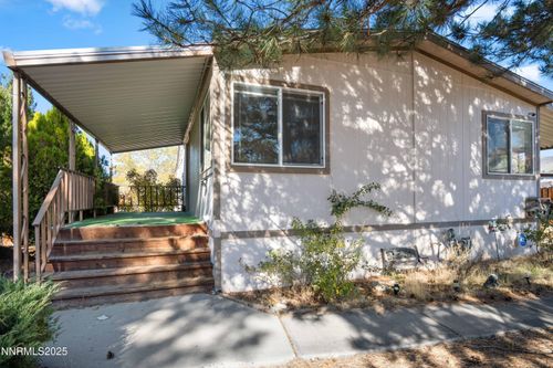 2524 Sneddon Way, Carson City, NV, 89706-1042 | Card Image