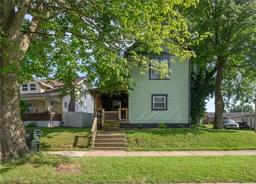 623 W State St, Newcomerstown, OH, 43832-1324 | Card Image