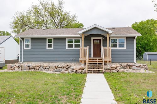 105 W Kluckholm St Street, Montrose, SD, 57048 | Card Image