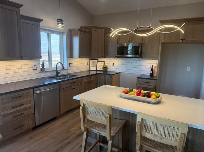 1230 Pinnacle Ct, Townhouse with 2 bedrooms, 2 bathrooms and null parking in Rapid City SD | Image 15