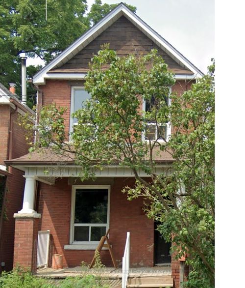90 Ilford Rd, Toronto, ON, M6G2H5 | Card Image