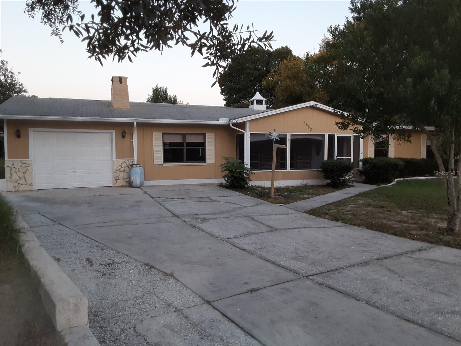Crescent Rd, Spring Hill, FL 34606