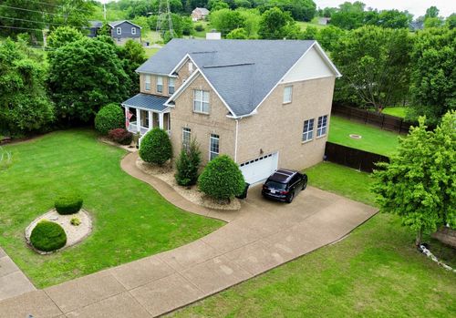 101 Settlers Way, Hendersonville, TN, 37075-8596 | Card Image