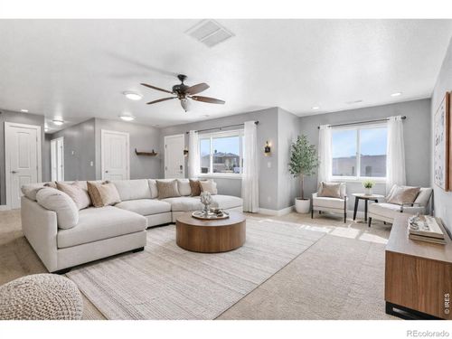 573 W Archer Plz, Pueblo, CO, 81007-6003 | Card Image