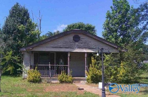 301 N Eclipse Street, Florence, AL, 35630 | Card Image