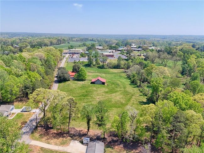1096 Sutton Mill Rd, House other with 3 bedrooms, 2 bathrooms and 9 parking in Clarkesville GA | Image 78