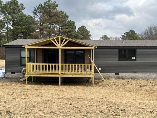 235 Ralph Spivey Ln, Gainesboro, TN, 38562-5106 | Card Image