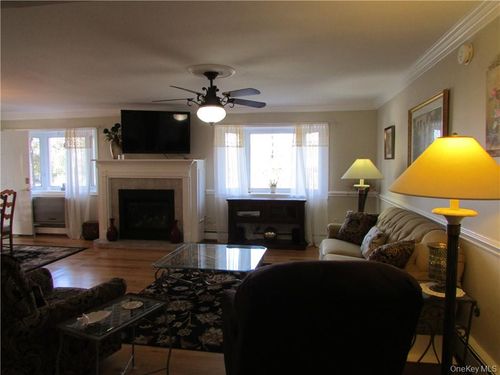 10 Tomily Rd, Cornwall, NY, 12518-1559 | Card Image