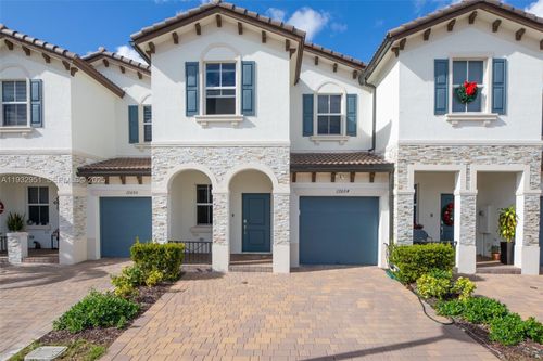 0-12604 Nw 23rd Pl, Miami, FL, 33167-1496 | Card Image