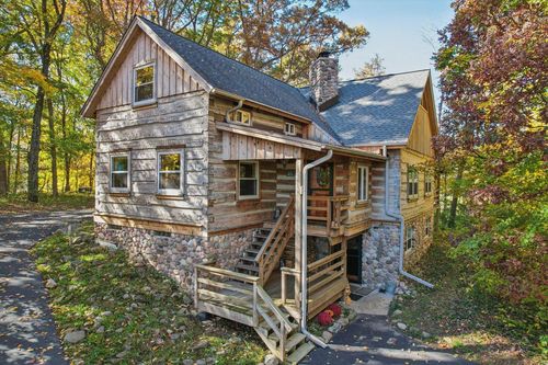 5996 Donegal Road, Erin, WI, 53033 | Card Image