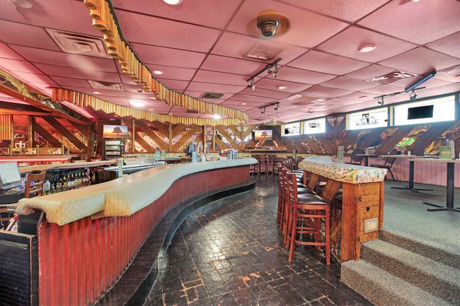 Commercial Building Interior | Image 22