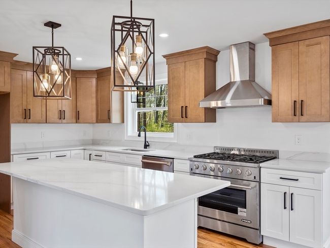 316 Old Westport Rd, House other with 5 bedrooms, 4 bathrooms and 6 parking in Dartmouth MA | Image 12