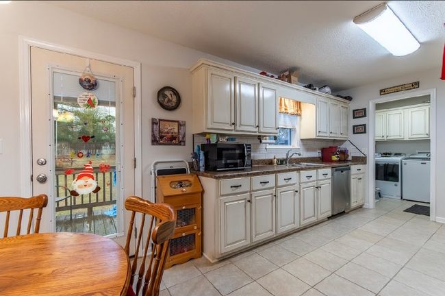 85 Austin St, House other with 3 bedrooms, 2 bathrooms and 1 parking in Savannah TN | Image 29