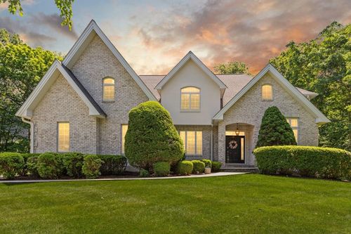 9 Riverside Ter, North Easton, MA, 02356-1360 | Card Image