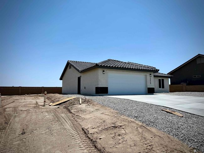 10849 Concho Dr, Home with 3 bedrooms, 2 bathrooms and 2 parking in Wellton AZ | Image 30