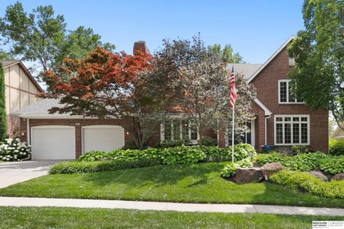 6421 Shenandoah Dr, Lincoln, NE, 68510-4152 | Card Image