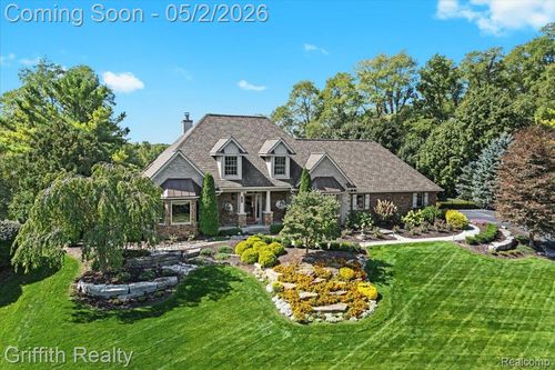 7253 Summit Rdg, Brighton, MI, 48116-8277 | Card Image
