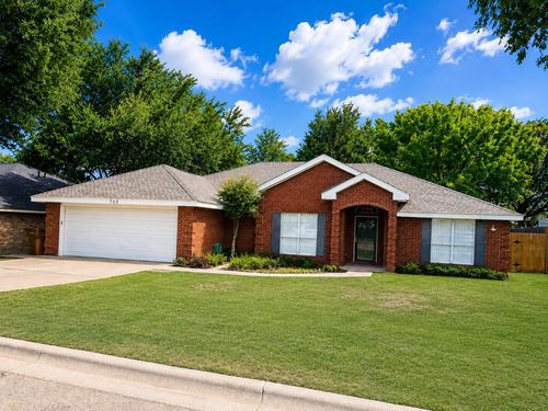 703 Craigmont Dr, Big Spring, TX, 79720-6564 | Card Image