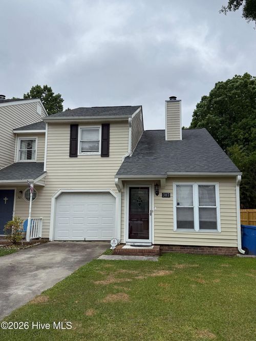 307 Bracken Pl, Jacksonville, NC, 28540-5747 | Card Image