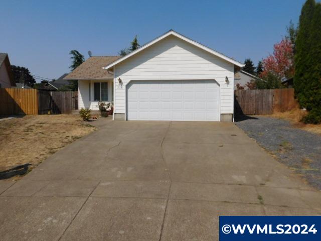 Waters Edge Ct, Lebanon, OR 97355