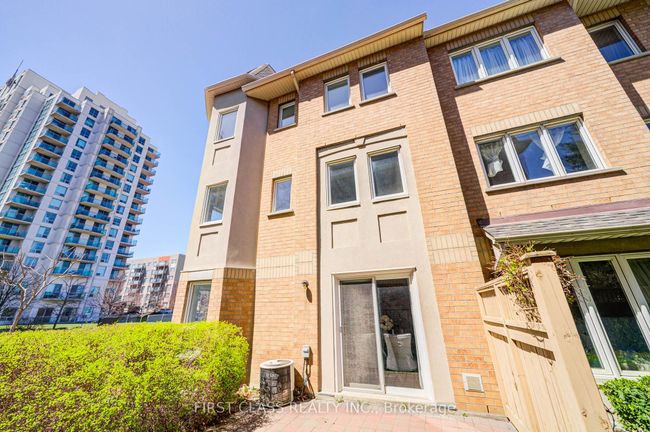 202 - 28 Rosebank Dr, Condo with 3 bedrooms, 3 bathrooms and 2 parking in Scarborough ON | Image 46