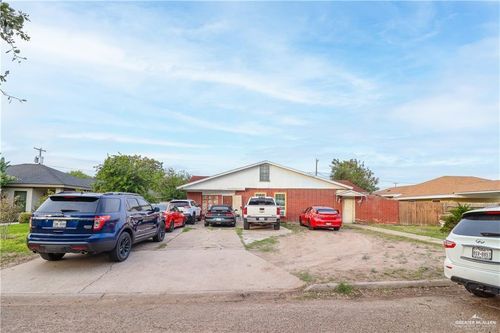 109 Sunrise Ln, Mission, TX, 78574-2333 | Card Image