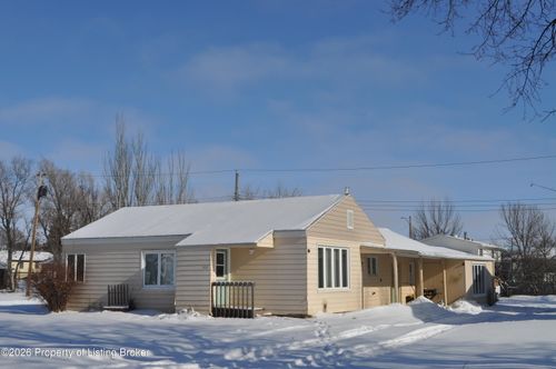 700 5th Ave W, Lemmon, SD, 57638-1754 | Card Image