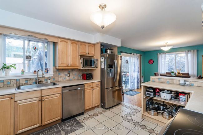 4684 10 Th Sideroad, House other with 5 bedrooms, 4 bathrooms and 10 parking in Essa ON | Image 7