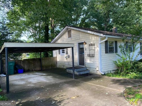 1003 Valley Dr Se, Smyrna, GA, 30080-4242 | Card Image