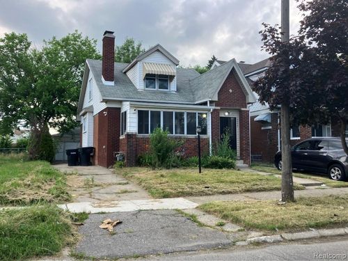 13533 Cloverlawn St, Detroit, MI, 48238-2413 | Card Image