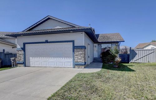 10754 75 Ave, Grande Prairie, AB, T8W2S7 | Card Image