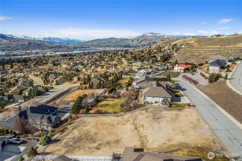 922 Briarwood Drive, East Wenatchee, WA, 98802 | Card Image