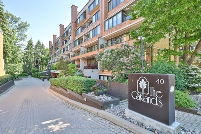 337 - 40 Oaklands Ave, Condo with 2 bedrooms, 3 bathrooms and 1 parking in Toronto ON | Image 1