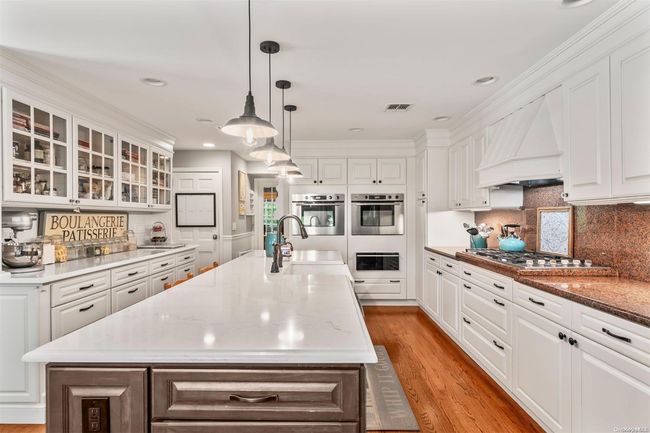 7 Crane Rd, House other with 6 bedrooms, 5 bathrooms and null parking in Huntington NY | Image 10
