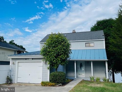 55 Bay View Dr, COLONIAL BEACH, VA, 22443-3506 | Card Image