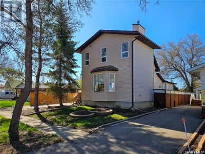 214 7th Ave W, House other with 4 bedrooms, 4 bathrooms and null parking in Rosetown SK | Image 3