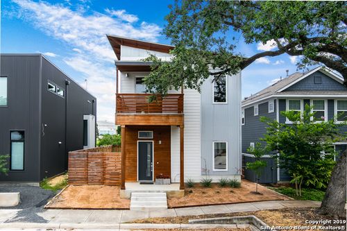 619 Leigh St, San Antonio, TX, 78210-1462 | Card Image