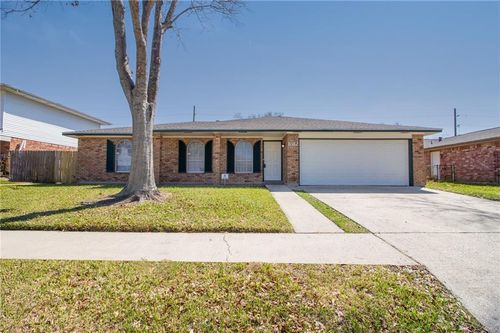 1612 E Frisco Dr, La Place, LA, 70068-2716 | Card Image