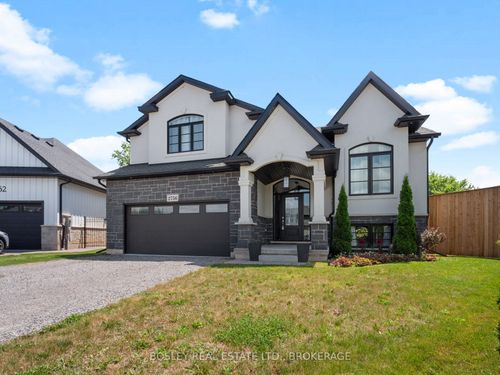 2756 Arrowsmith Crt, Stevensville, ON, L0S1S0 | Card Image