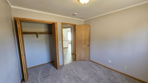 1820 Bromley St, South Saint Paul, MN, 55075-3708 | Card Image