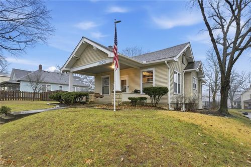 1000 5th Ave, Leavenworth, KS, 66048-3211 | Card Image