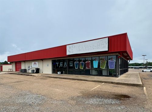 605 S Arkansas St, Springhill, LA, 71075-3737 | Card Image