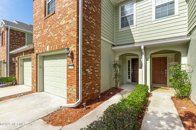 6977 Woody Vine Dr, Townhouse with 3 bedrooms, 3 bathrooms and null parking in Jacksonville FL | Image 5