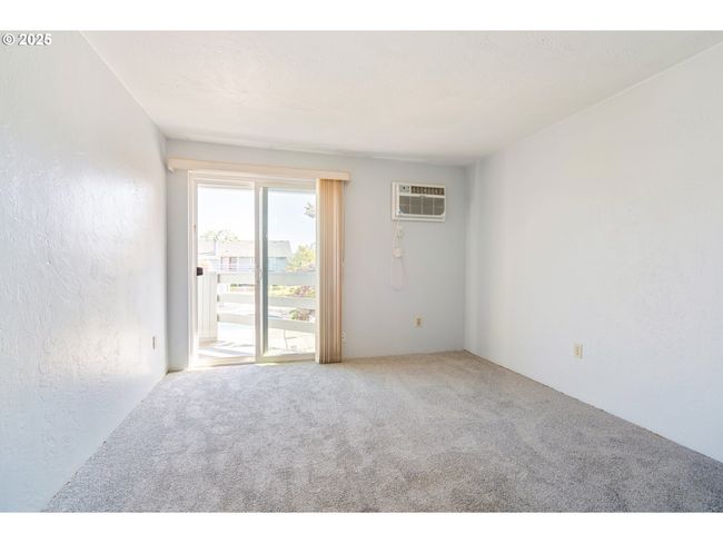 Owner's Suite Bedroom | Image 8