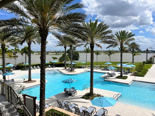 686 Hookline Cir, Loxahatchee, FL, 33470-6155 | Card Image