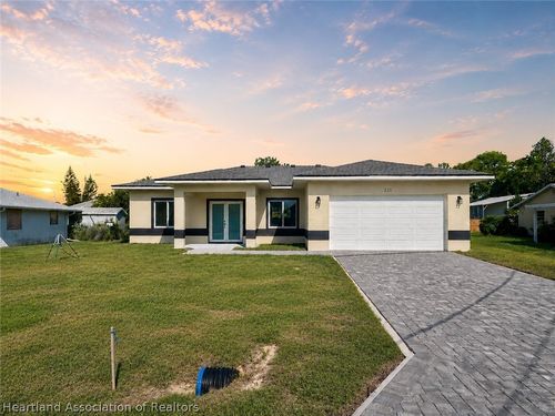 225 Triumph Dr, SEBRING, FL, 33872-3162 | Card Image