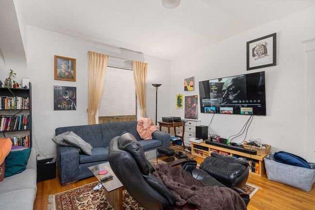 527 20 Avenue Sw, House other with 3 bedrooms, 1 bathrooms and 1 parking in Calgary AB | Image 11