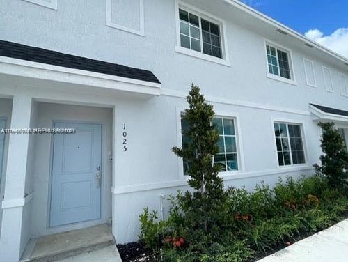 1025 Nw 5th St, Florida City, FL, 33034-3450 | Card Image