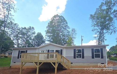 22 Mcgee Hill Rd, Fairview, NC, 28730-8820 | Card Image