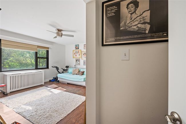 Three bedrooms and two full baths in walkable Shadyside! | Image 21